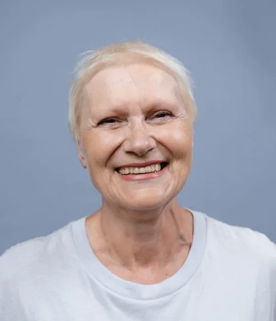 Pages-People-Image-4.webp Pages-People-Image-4.webp