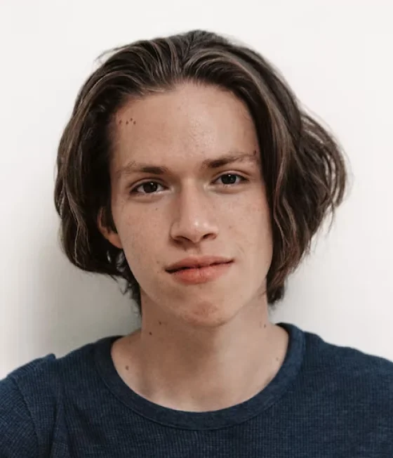 Pages-People-Image-6.webp Pages-People-Image-6.webp